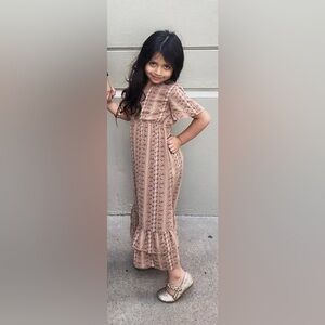 Bailey’s Blossoms- Dress 4T